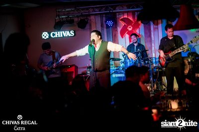 Ben Chalatit Live at The View Bar & Restaurant — photo 18