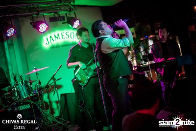 Ben Chalatit Live at The View Bar & Restaurant — photo 20