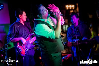 Ben Chalatit Live at The View Bar & Restaurant — photo 22