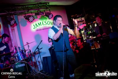 Ben Chalatit Live at The View Bar & Restaurant — photo 24