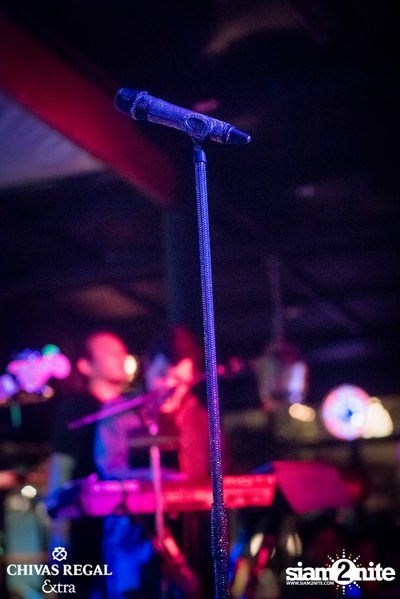 Ben Chalatit Live at The View Bar & Restaurant — photo 31