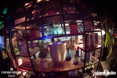 Ben Chalatit Live at The View Bar & Restaurant — photo 42