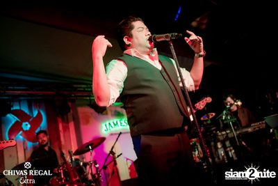 Ben Chalatit Live at The View Bar & Restaurant — photo 51