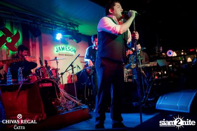 Ben Chalatit Live at The View Bar & Restaurant — photo 53