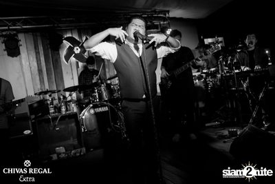 Ben Chalatit Live at The View Bar & Restaurant — photo 57