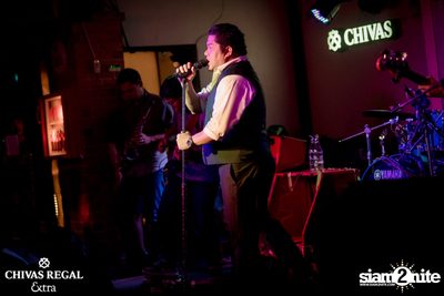 Ben Chalatit Live at The View Bar & Restaurant — photo 64