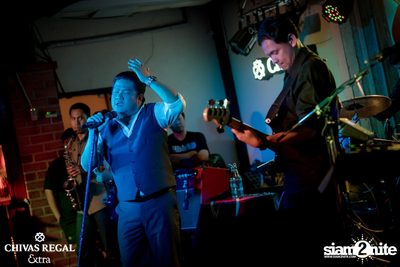 Ben Chalatit Live at The View Bar & Restaurant — photo 68