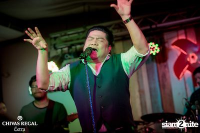 Ben Chalatit Live at The View Bar & Restaurant — photo 76
