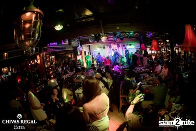 Ben Chalatit Live at The View Bar & Restaurant — photo 85