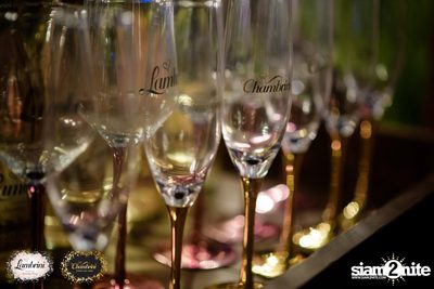 Bohemian Night ที่ โมโจ เลานจ์ บาร์ — photo 17