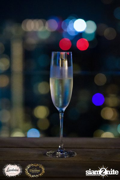 Bohemian Night ที่ โมโจ เลานจ์ บาร์ — photo 51
