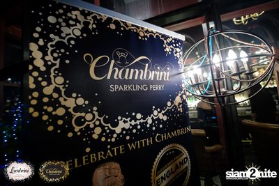 Bohemian Night ที่ โมโจ เลานจ์ บาร์ — photo 54