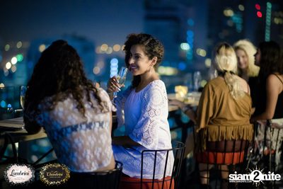 Bohemian Night ที่ โมโจ เลานจ์ บาร์ — photo 59