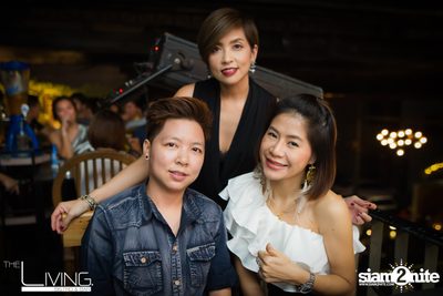 Atom & Lula at The Living Bistro & Bar Pattaya — photo 15
