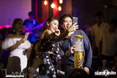 Atom & Lula at The Living Bistro & Bar Pattaya — photo 52
