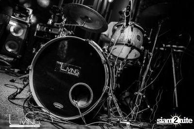 Atom & Lula at The Living Bistro & Bar Pattaya — photo 55