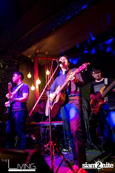 Atom & Lula at The Living Bistro & Bar Pattaya — photo 56