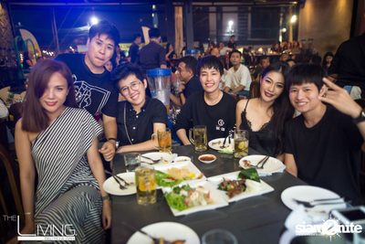 Atom & Lula at The Living Bistro & Bar Pattaya — photo 59