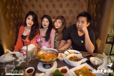 Atom & Lula at The Living Bistro & Bar Pattaya — photo 82