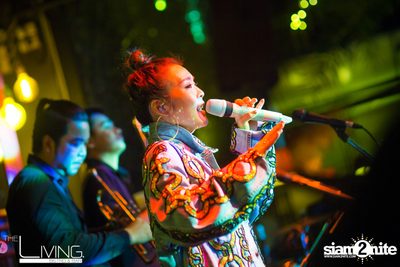 Atom & Lula at The Living Bistro & Bar Pattaya — photo 94