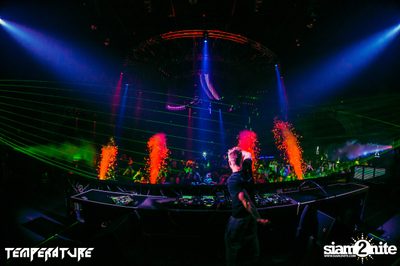 Temperature นำเสนอ Headhunterz ที่ โบน พัทยา — photo 24