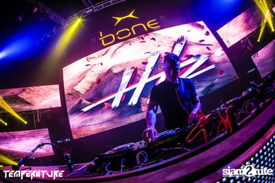 Temperature นำเสนอ Headhunterz ที่ โบน พัทยา — photo 37