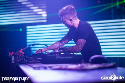 Temperature นำเสนอ Headhunterz ที่ โบน พัทยา — photo 40