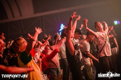 Temperature นำเสนอ Headhunterz ที่ โบน พัทยา — photo 59