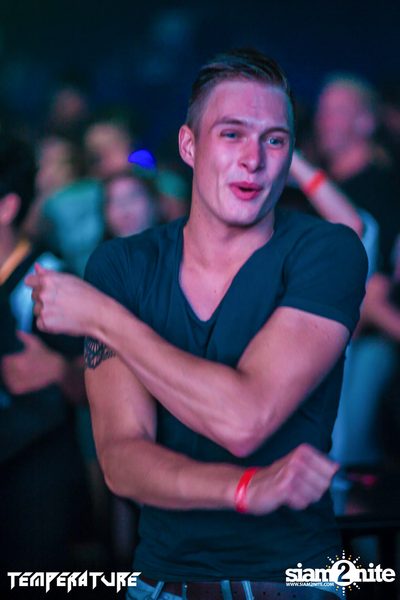 Temperature นำเสนอ Headhunterz ที่ โบน พัทยา — photo 68
