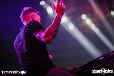 Temperature นำเสนอ Headhunterz ที่ โบน พัทยา — photo 79
