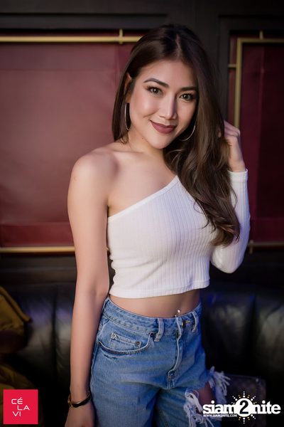 Flash Friday ที่ เซ ลา วี — photo 47