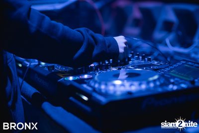 BRONX Soft Opening Party (อัลบั้มที่ 1) — photo 49