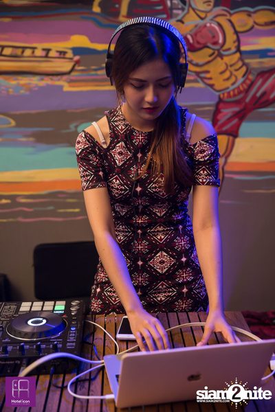 RECU Hotel Class 9 Pool Party at Hotel Icon Bangkok  — photo 94