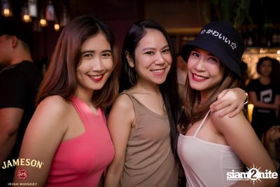 คืนวันอังคาร ที่ เดอะ คาสเซ็ท มิวสิค บาร์ เอกมัย — photo 17