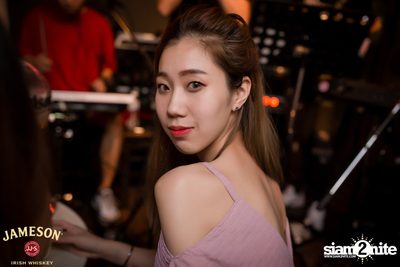 คืนวันอังคาร ที่ เดอะ คาสเซ็ท มิวสิค บาร์ เอกมัย — photo 25