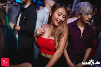 Crush Wednesdays ที่ เซ ลา วี — photo 96