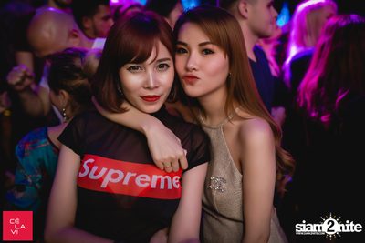Crush Wednesdays ที่ เซ ลา วี — photo 127