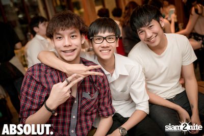 Wan Thanakrit at Chilling House Cafe — photo 23