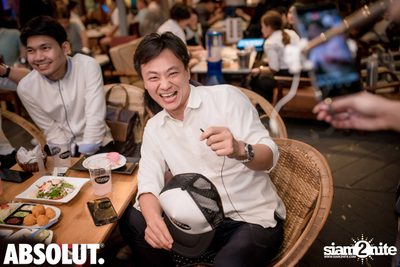 Wan Thanakrit at Chilling House Cafe — photo 34