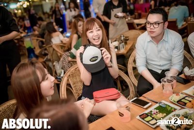 Wan Thanakrit at Chilling House Cafe — photo 35
