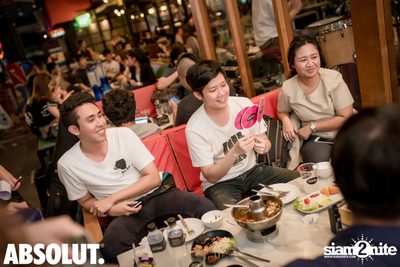 Wan Thanakrit at Chilling House Cafe — photo 38