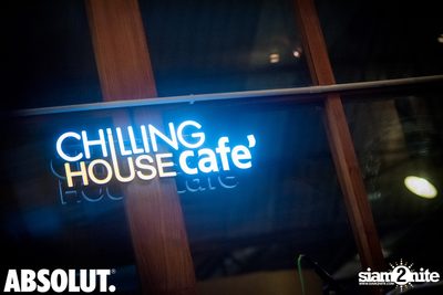 Wan Thanakrit at Chilling House Cafe — photo 96