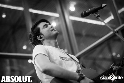 Wan Thanakrit at Chilling House Cafe — photo 98