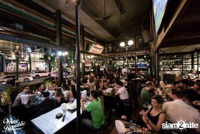 Oat Pramote at Wine Republic Bangkok — photo 4