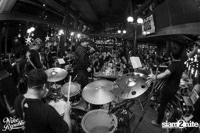 Oat Pramote at Wine Republic Bangkok — photo 108