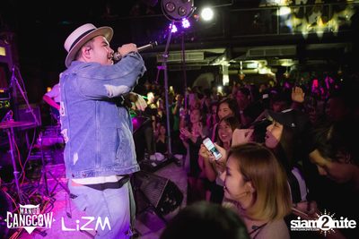 Oat Pramote กับ Urboy TJ ที่ ลิซึ่ม — photo 48