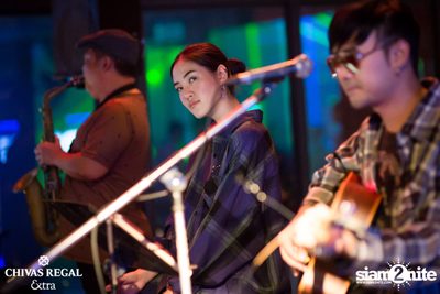 Lydia Live ที่ ดิฟเฟอร์ ผับ พัทยา — photo 10