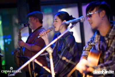Lydia Live ที่ ดิฟเฟอร์ ผับ พัทยา — photo 11