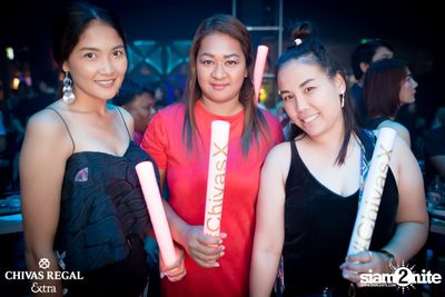 Lydia Live ที่ ดิฟเฟอร์ ผับ พัทยา — photo 23