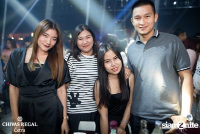 Lydia Live ที่ ดิฟเฟอร์ ผับ พัทยา — photo 24